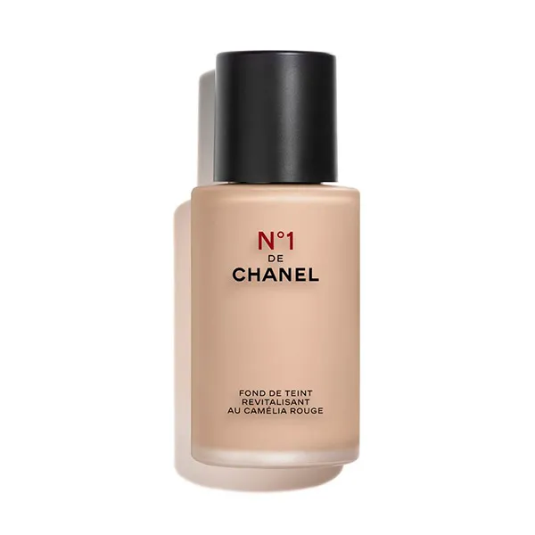 

ОСВЕТЛЯЕТ – УВЛАЖНЯЕТ – ЗАЩИЩАЕТ N°1 DE CHANEL FONDO DE MAQUILLAJE BD121 Chanel, BR42