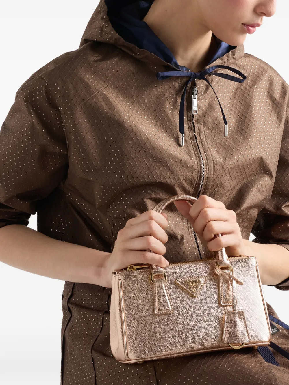 Мини-сумка-тоут Galleria из лакированной кожи Prada, розовый — фото 3