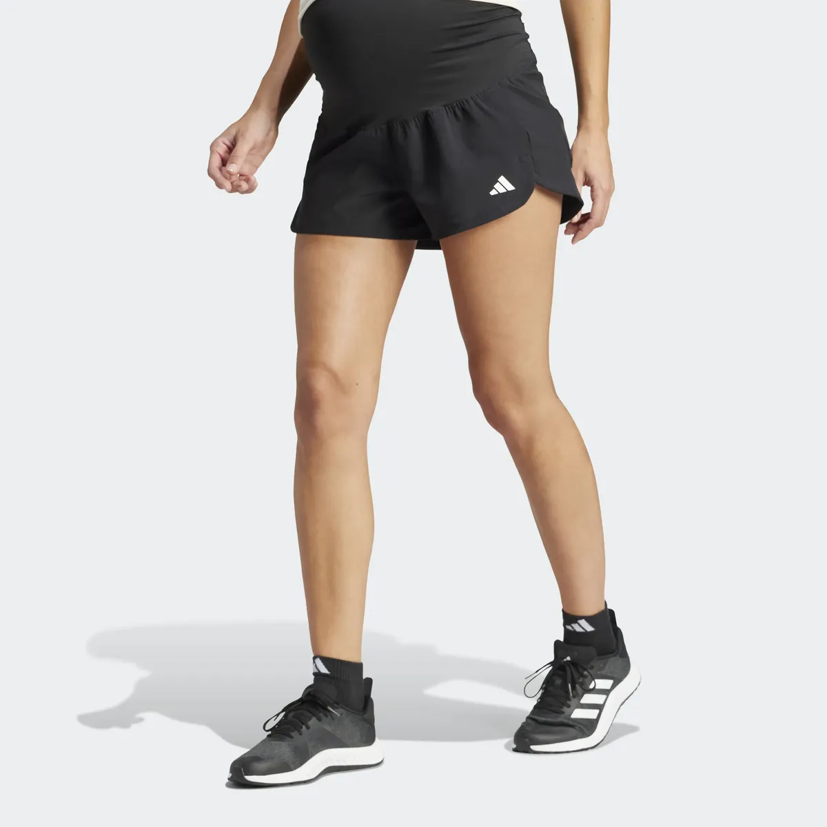 

Шорты adidas Performance "PACER MATERNITY" (1 шт.), белый
