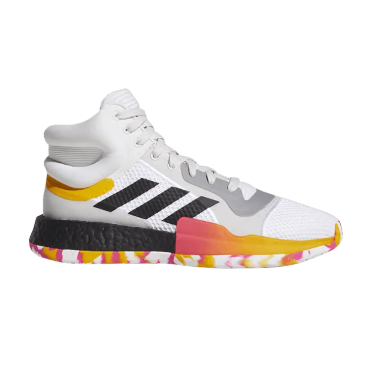 

Кроссовки Marquee Boost 'White Black Active Gold', белый