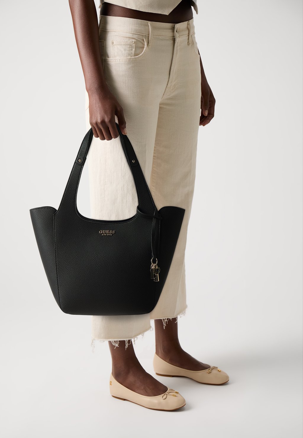 

Сумка-тоут CALISTA TOTE SET Guess, черный