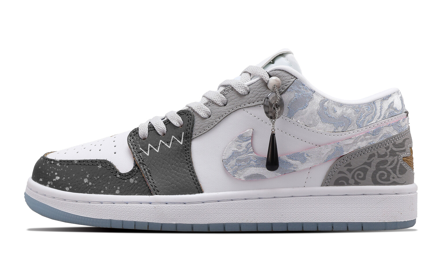 

Кроссовки Air Jordan 1 Vintage Basketball Shoes Women's Low-Top Gray