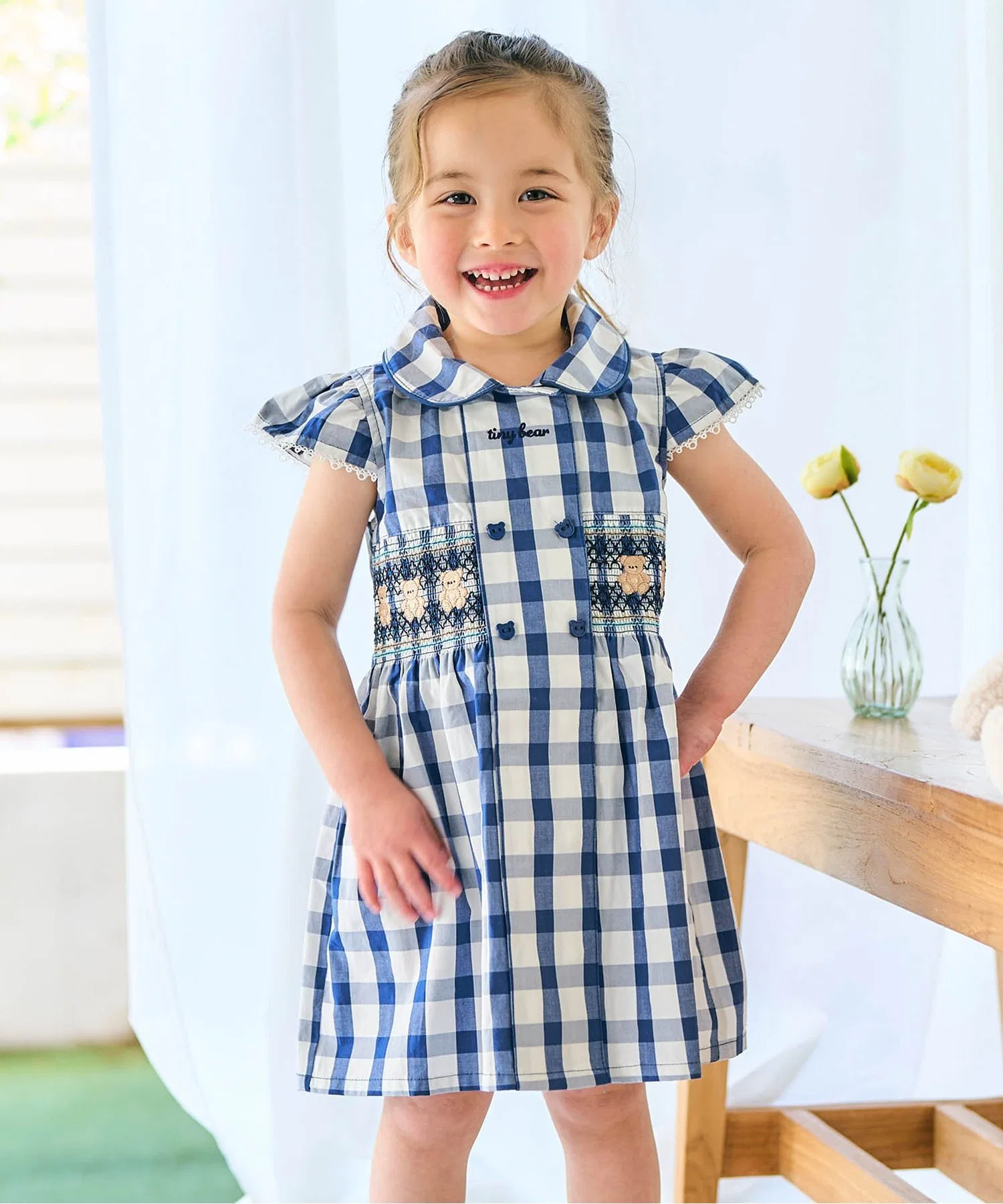 Детское платье с вышивкой Tiny Bear apres les cours клетчатое