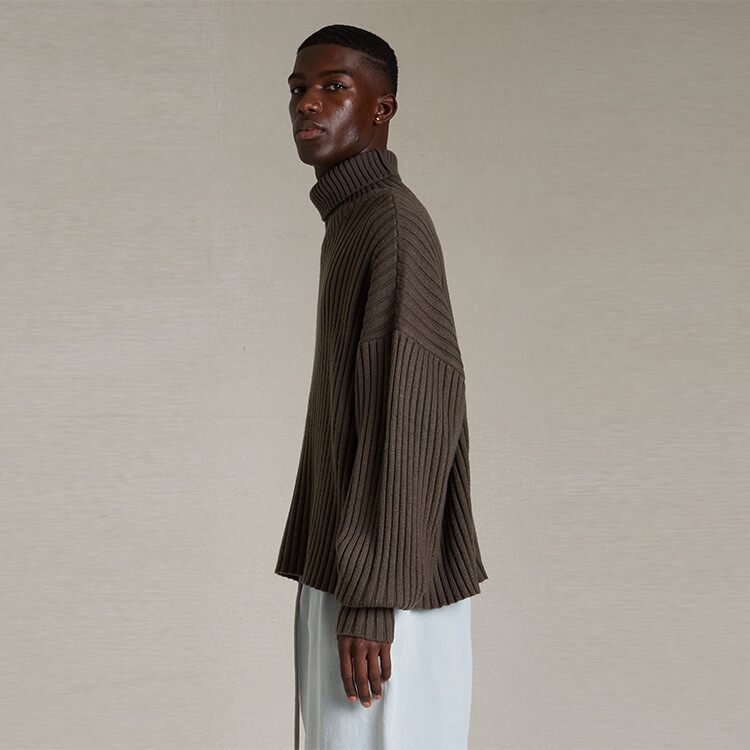 SS24 Толстовка Мужская Чернила Fear Of God Essentials, черный — фото 4
