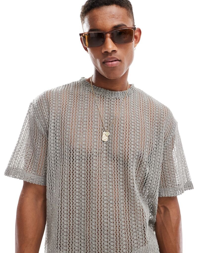 

Серая футболка оверсайз, связанная крючком, ASOS DESIGN