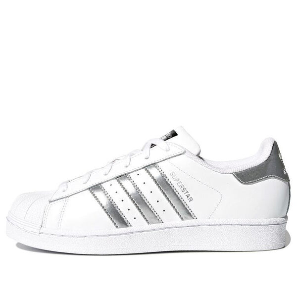 

Кроссовки суперзвезда Adidas, белый