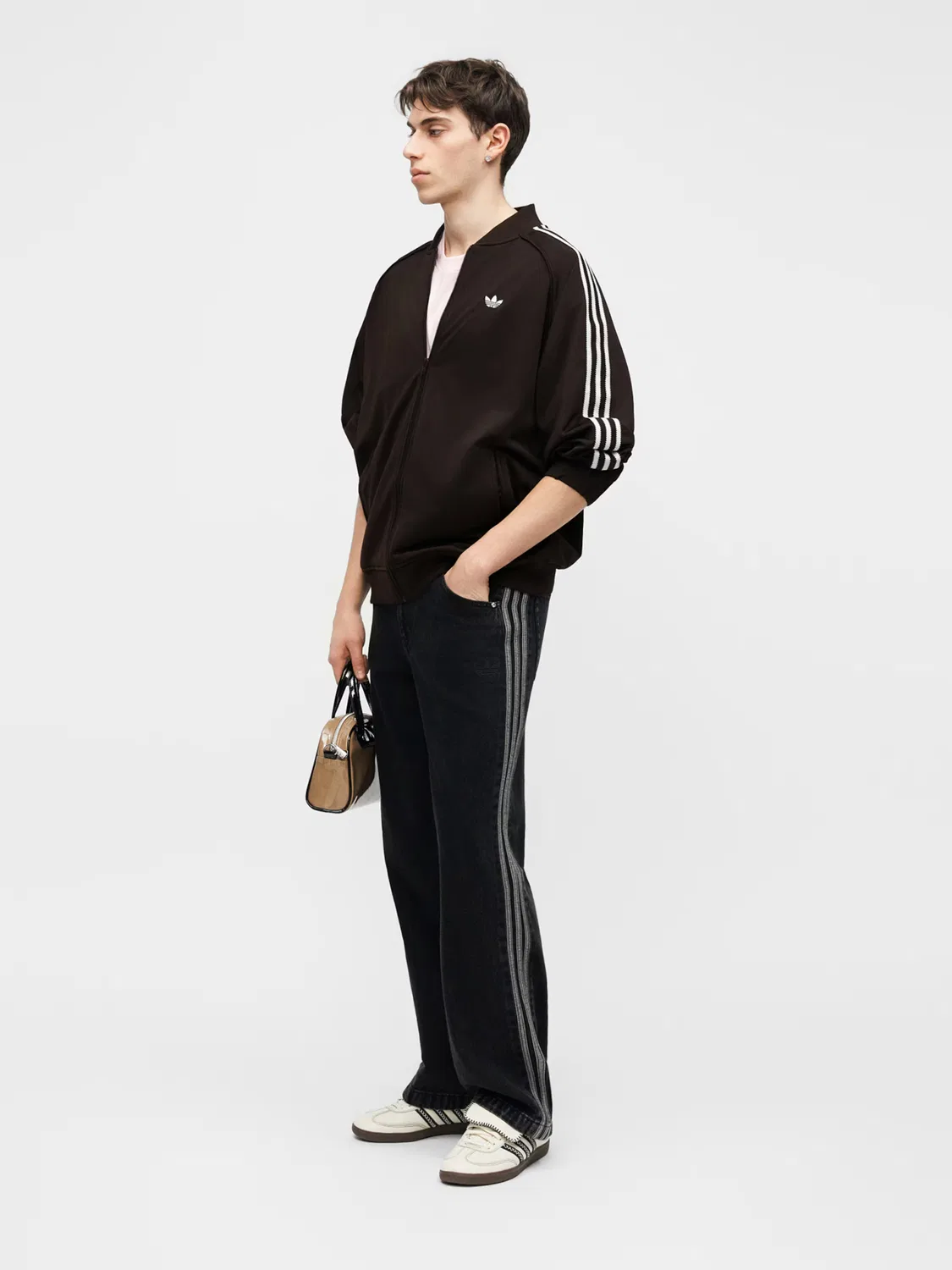 Куртка Adidas Originals Between-Season Jacket Britcore Superstar темно-коричневого цвета — фото 4