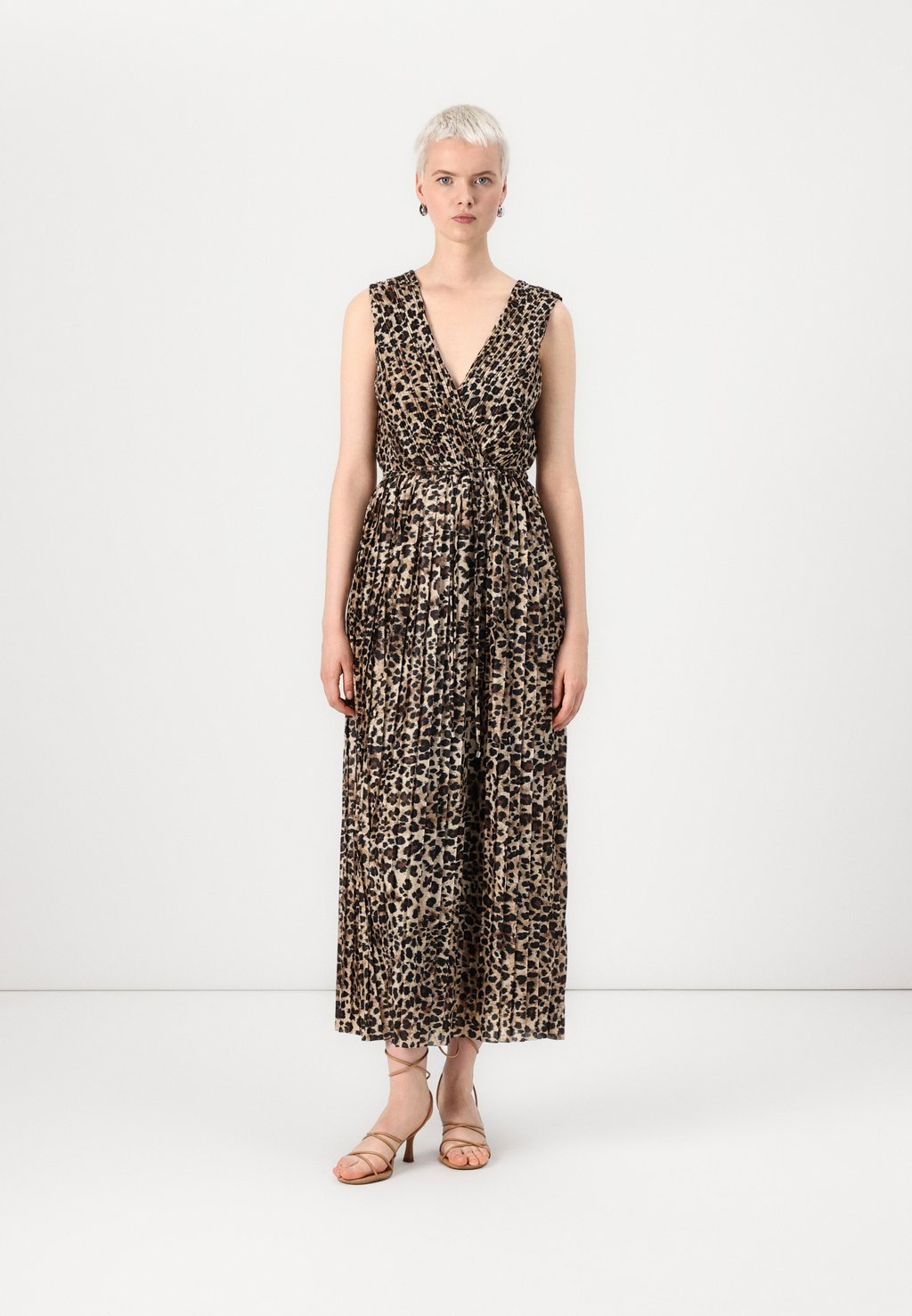 

Платье макси ONLELEMA MAXI DRESS ONLY, серо-коричневый