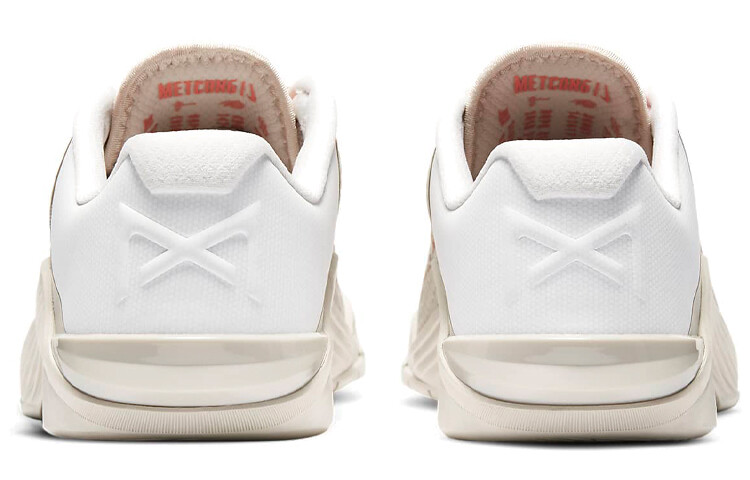 

Nike Metcon 6 Desert Sand Summit White Women's