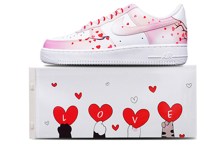 

Кроссовки Nike Air Force 1, розовый/белый