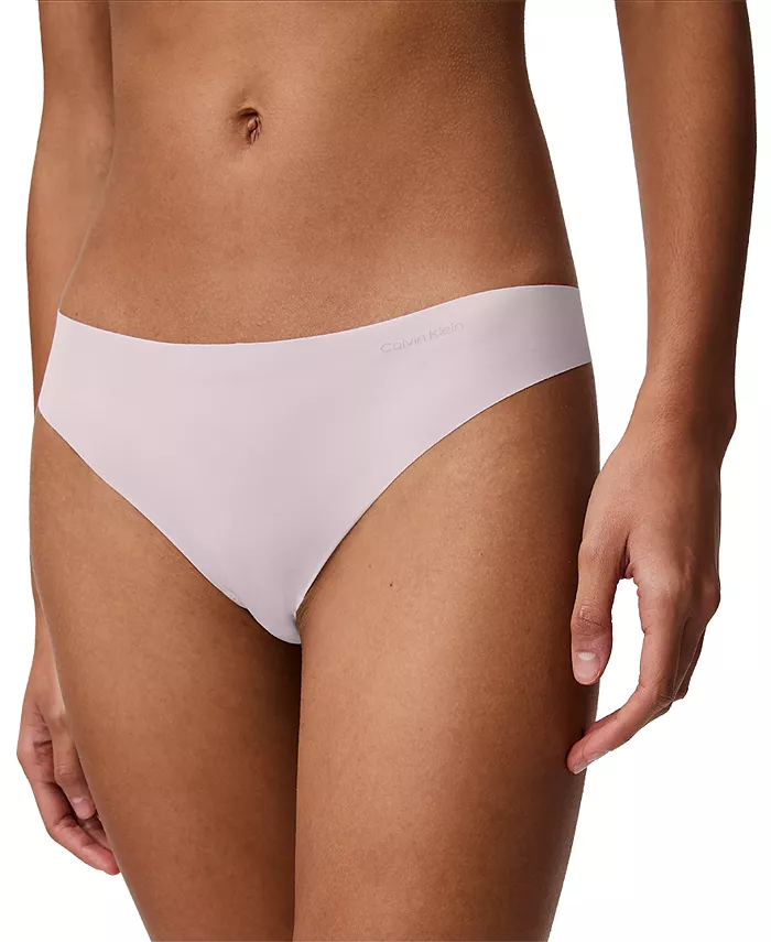 

Женские трусы-стринги Invisibles из микрофибры с эффектом стрейч D3428 Calvin Klein, красный