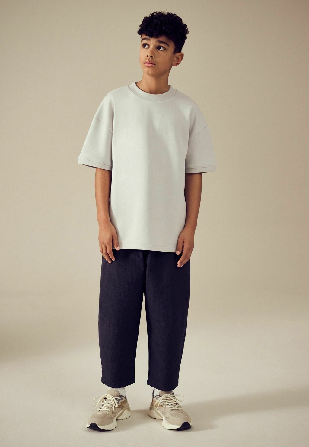 

Брюки REGULAR FIT TEXTURED PULL ON Next, цвет Charcoal Grey