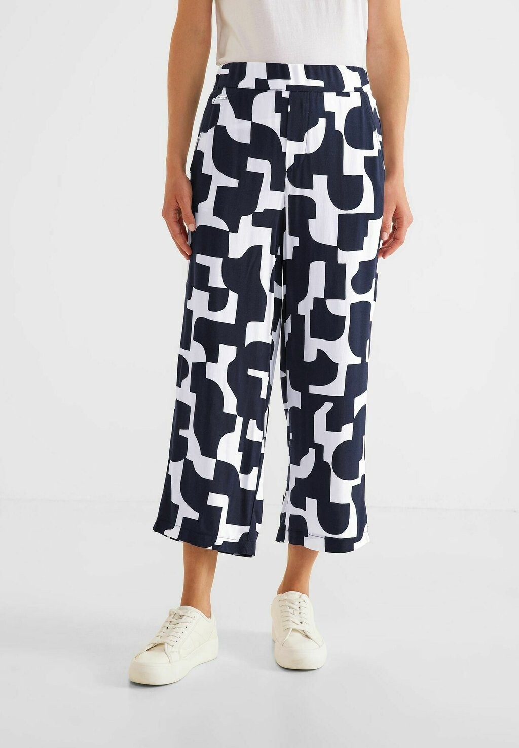 

Брюки LOOSE FIT PRINT Street One, темно-синий