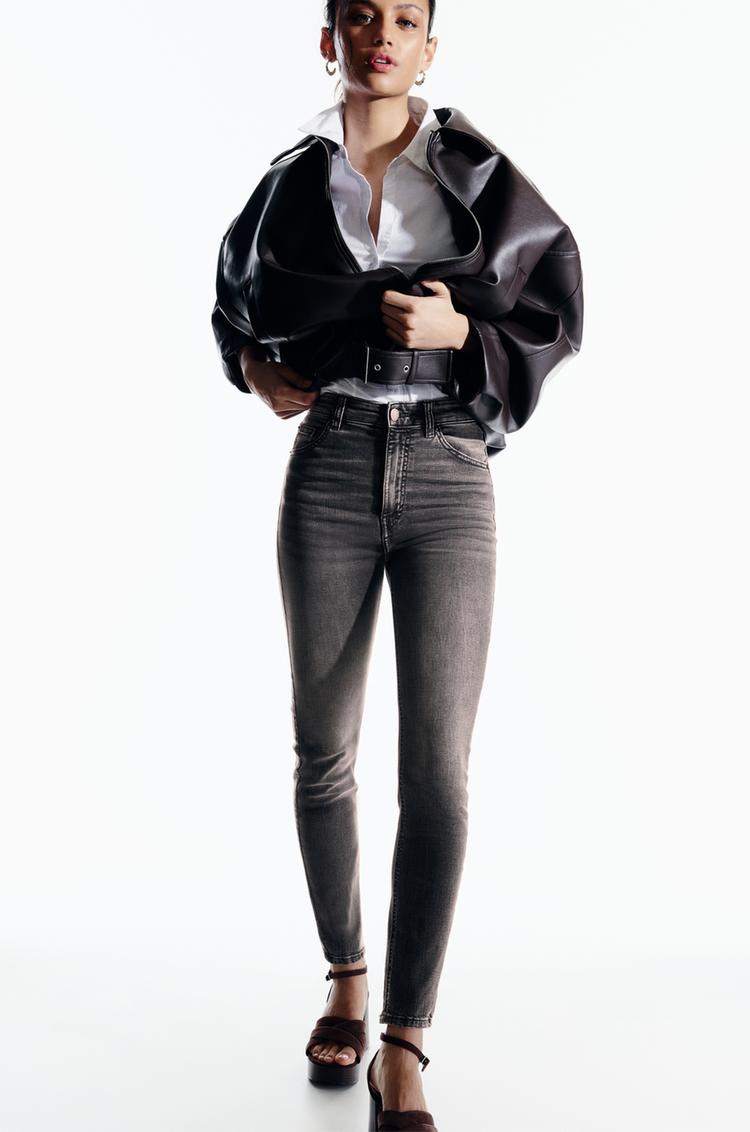 

Узкие джинсы с высокой талией Pull And Bear, серый
