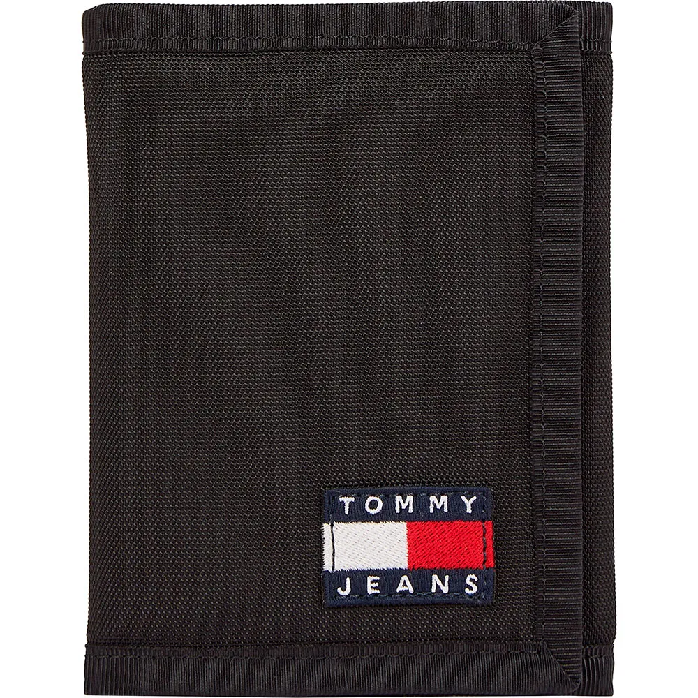 

Кошелек Tommy Jeans Essential Daily Trifold, черный