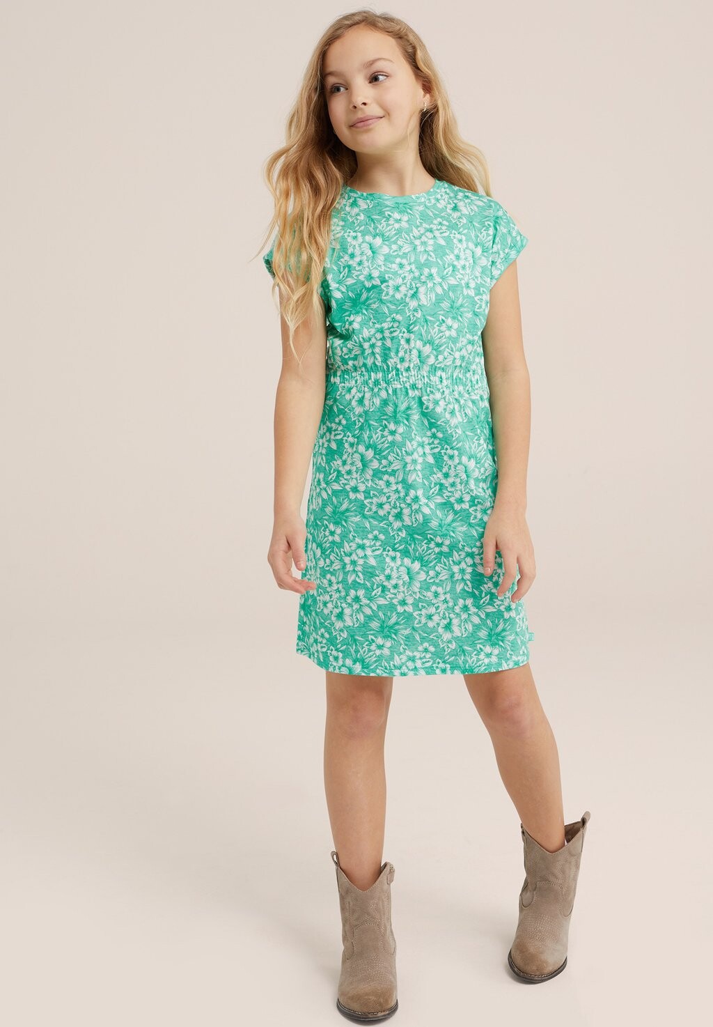 

Повседневное платье WE Fashion, цвет green