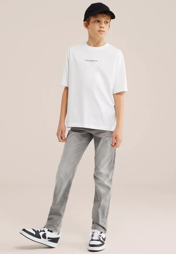 Джинсы blue ridge зауженного кроя We Fashion, Grey