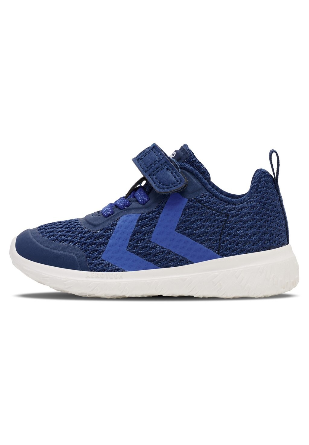 

Низкие кеды Hummel, цвет navy peony