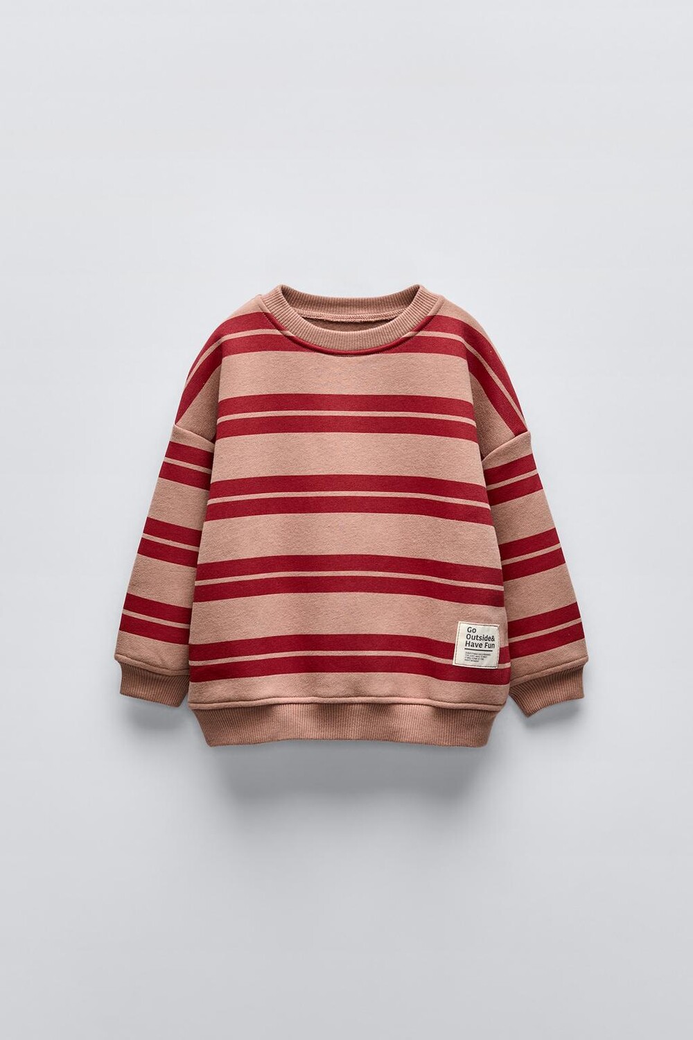 

Полосатая кофта с этикеткой ZARA, глина