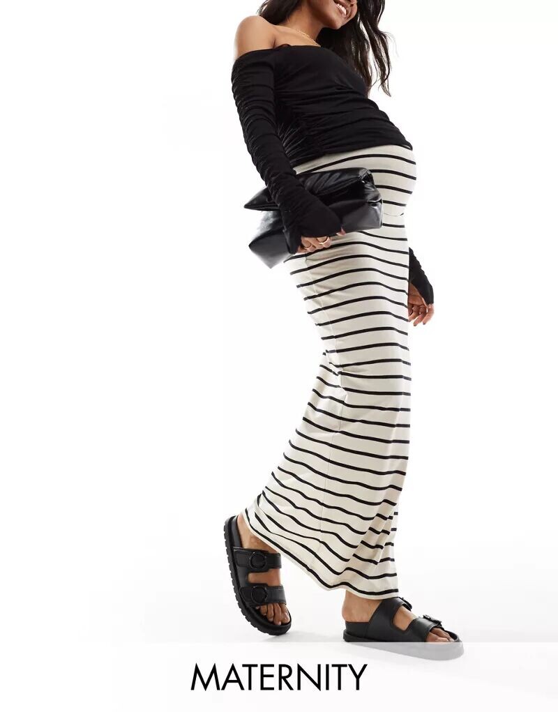 

Юбка макси из джерси в кремовую полоску Mamalicious Maternity с выпуклым поясом Mama.licious