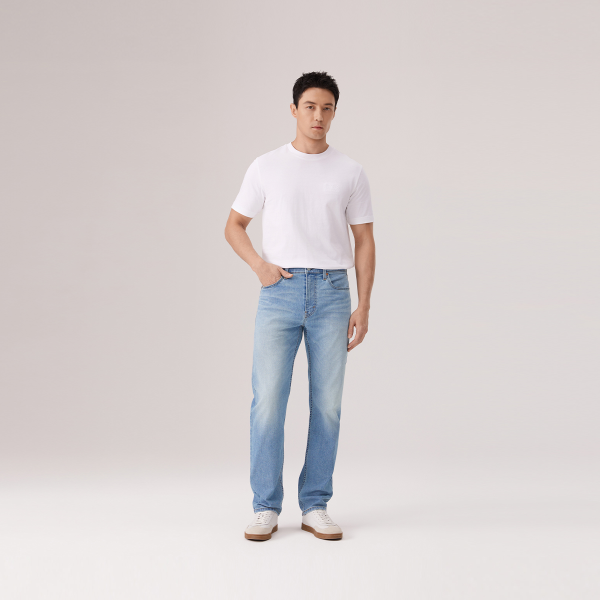 Levis Футболка Unisex White Crew Neck — фото 4