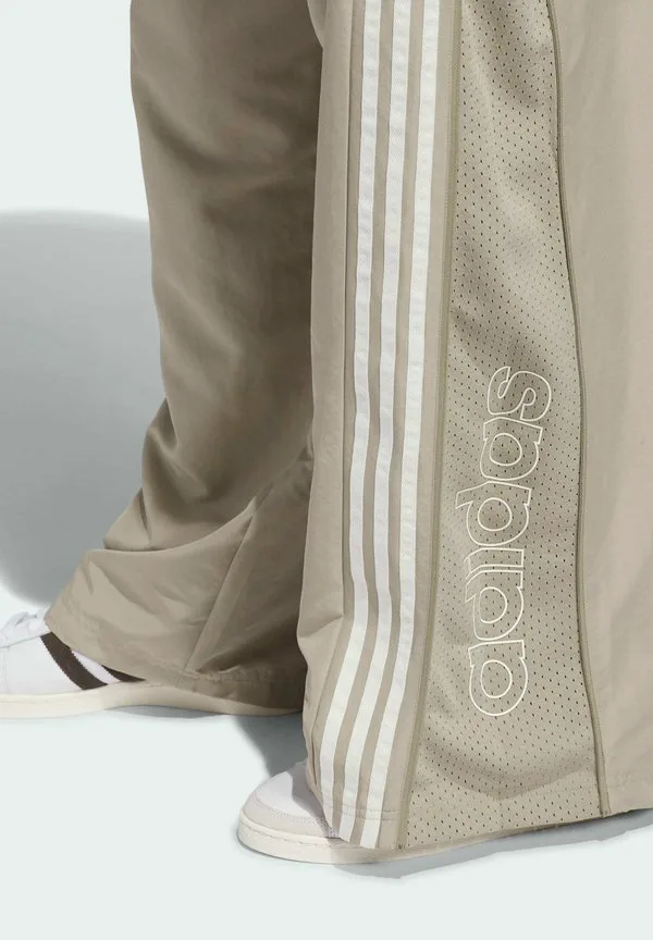 Спортивные штаны Adidas Originals, Cargo — фото 3