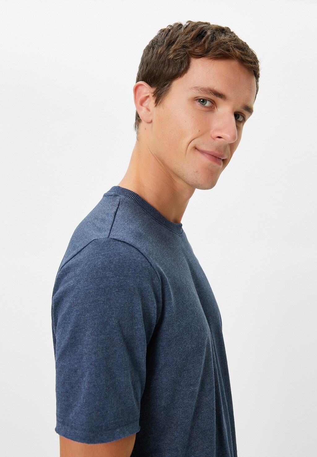

Базовая футболка CREW NECK SHORT SLEEVE Koton, синий