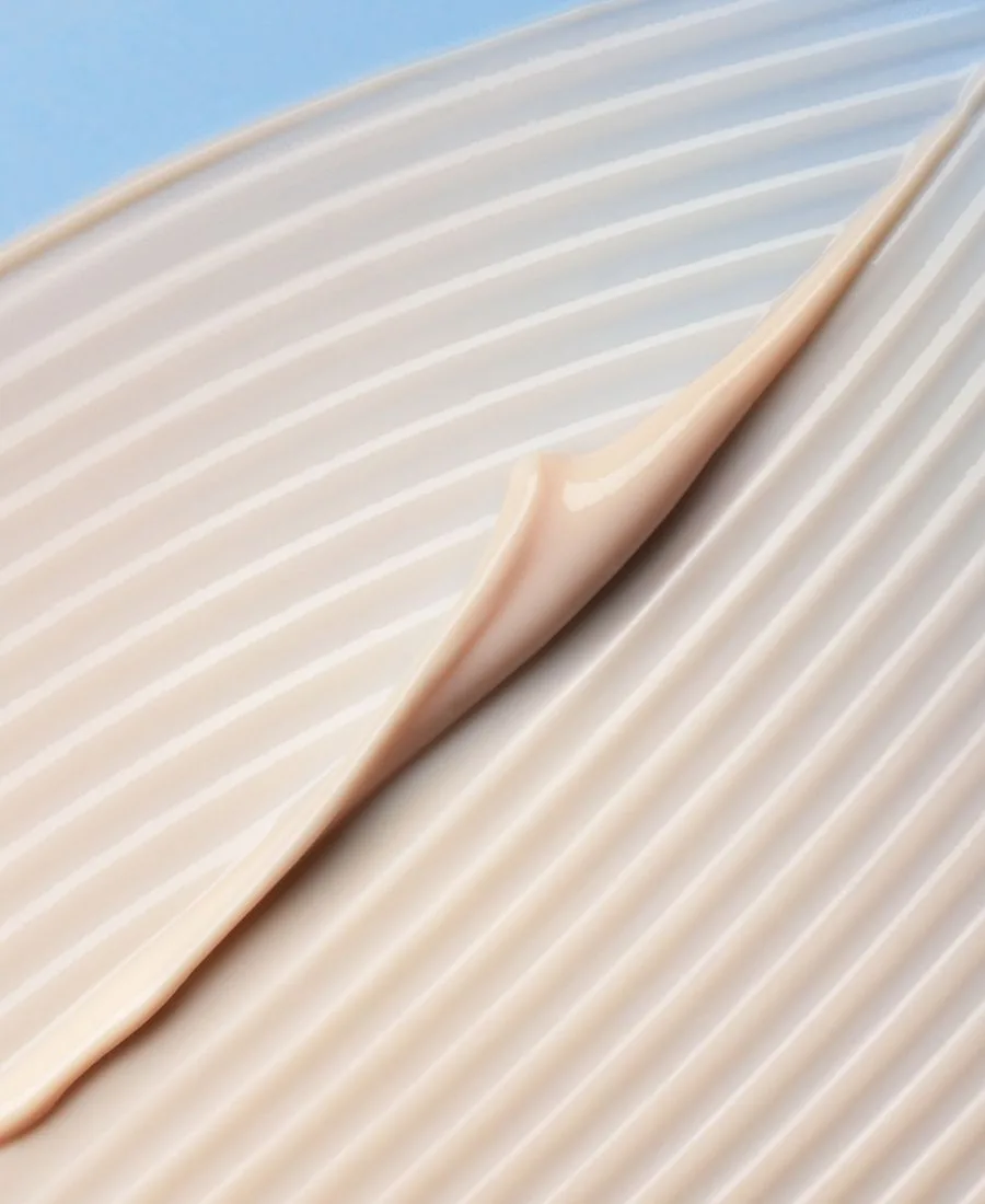 Clé de Peau Beauté Крем с защитой от УФ-излучения SPF 50+ — фото 3