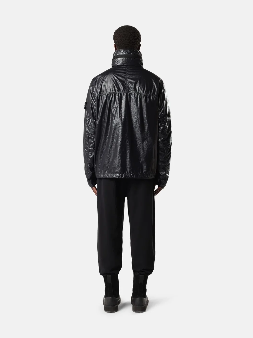 Мужская куртка с капюшоном Stone Island With Water-resistant Membrane, черный — фото 3