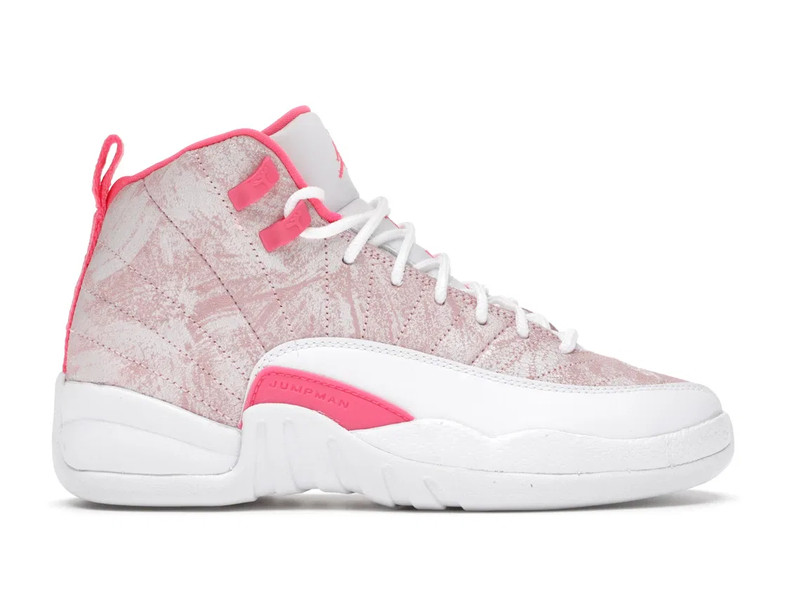 Детские кроссовки Lifestyle с замшевым верхом Jordan 12 Retro Jordan, White/Arctic Punch-Hyper Pink