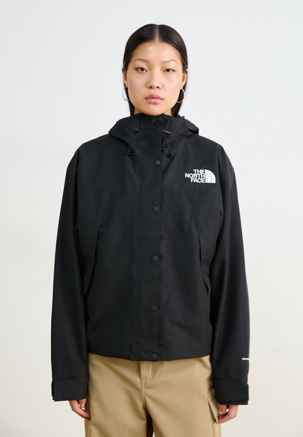 

Куртка для активного отдыха MOUNTAIN JACKET The North Face, черный