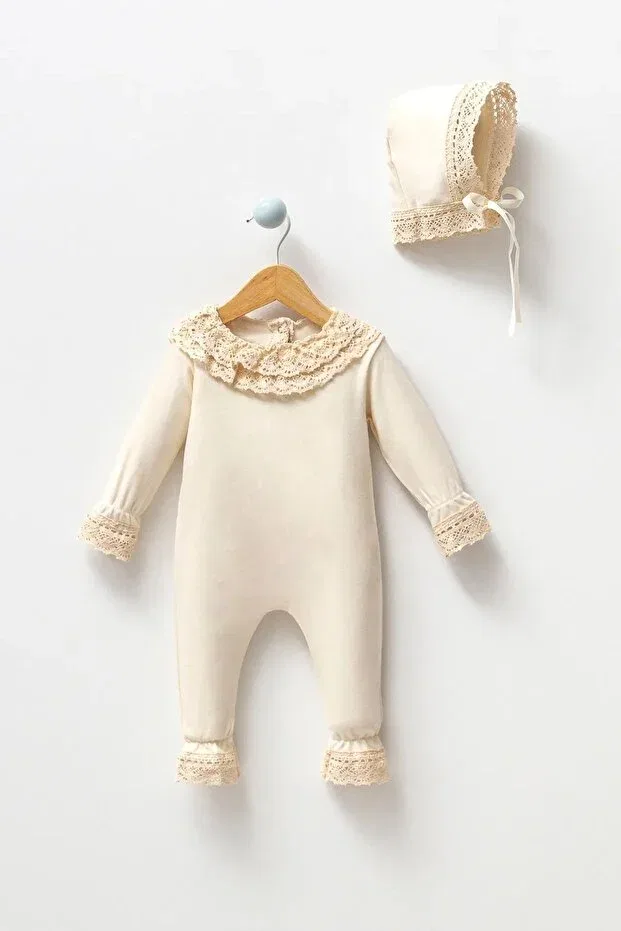 Детский комбинезон для новорожденных с кружевной шапочкой Minytrendy, Beige