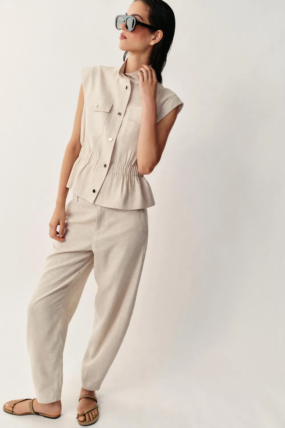 Жилет из льняной смеси с карманами ZARA, Light beige