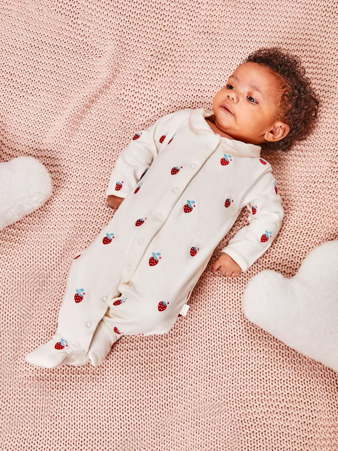 Комбинезон с вышивкой клубники JoJo Maman Bébé, красный