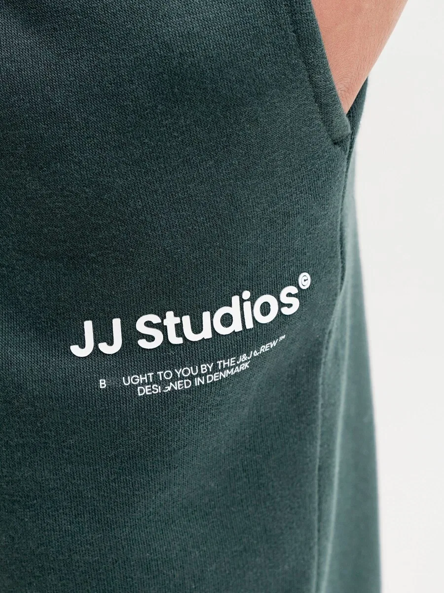 Детские зауженные брюки Jack & Jones Junior 'JPSTKane' цвета ели — фото 4