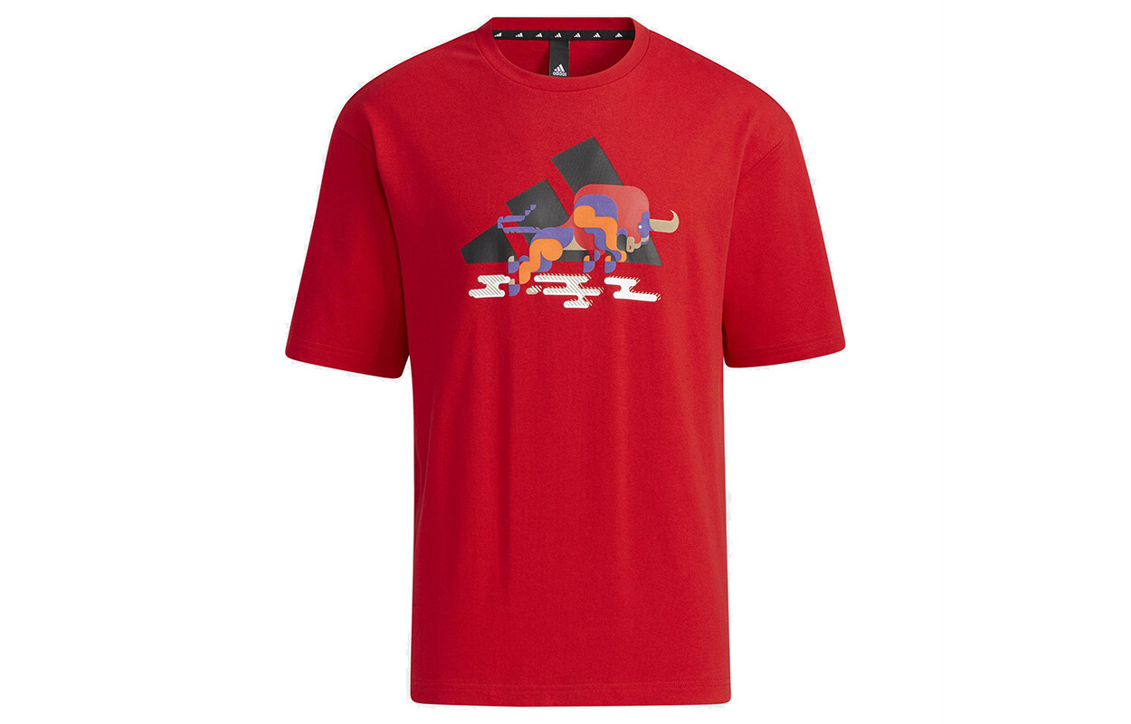 

Футболка из коллекции CNY для мужчин, алая Adidas, цвет Scarlet