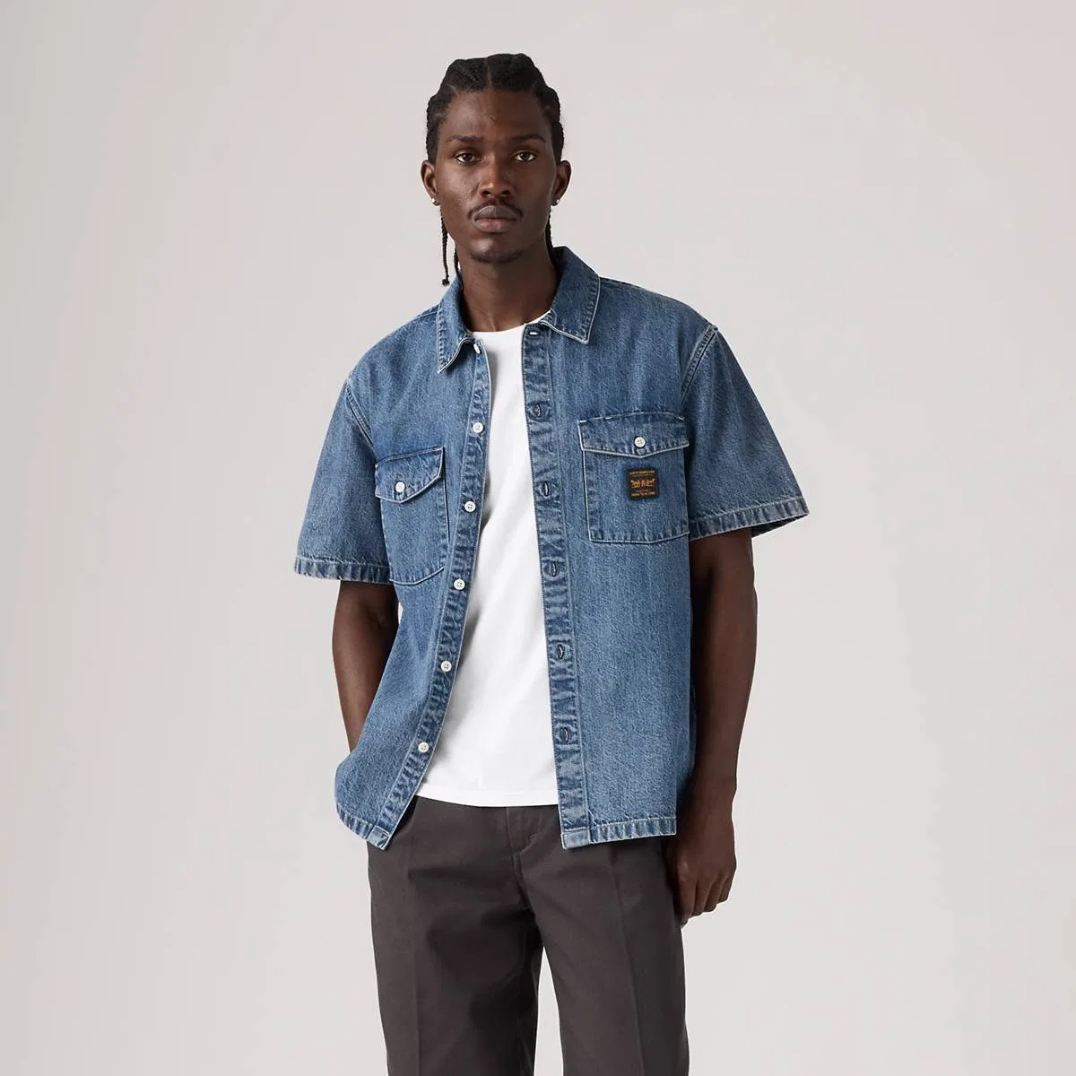 Свободная джинсовая рабочая рубашка с коротким рукавом Levi's, Mine For Now - Medium Wash — фото 3