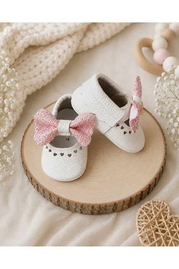 Детские мокасины для девочек с принтом Viela Gift Atelier, White With Pink Stones — фото 2