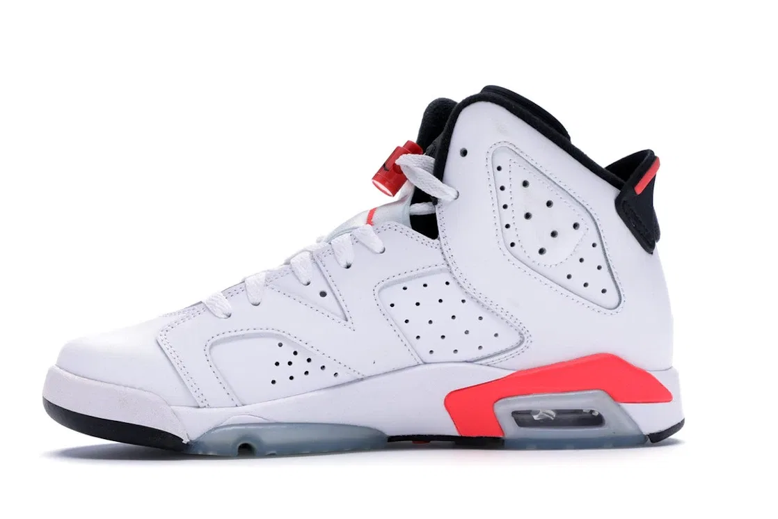 Детские кроссовки Lifestyle с перфорацией Jordan 6 Retro Jordan, White/Infrared — фото 3