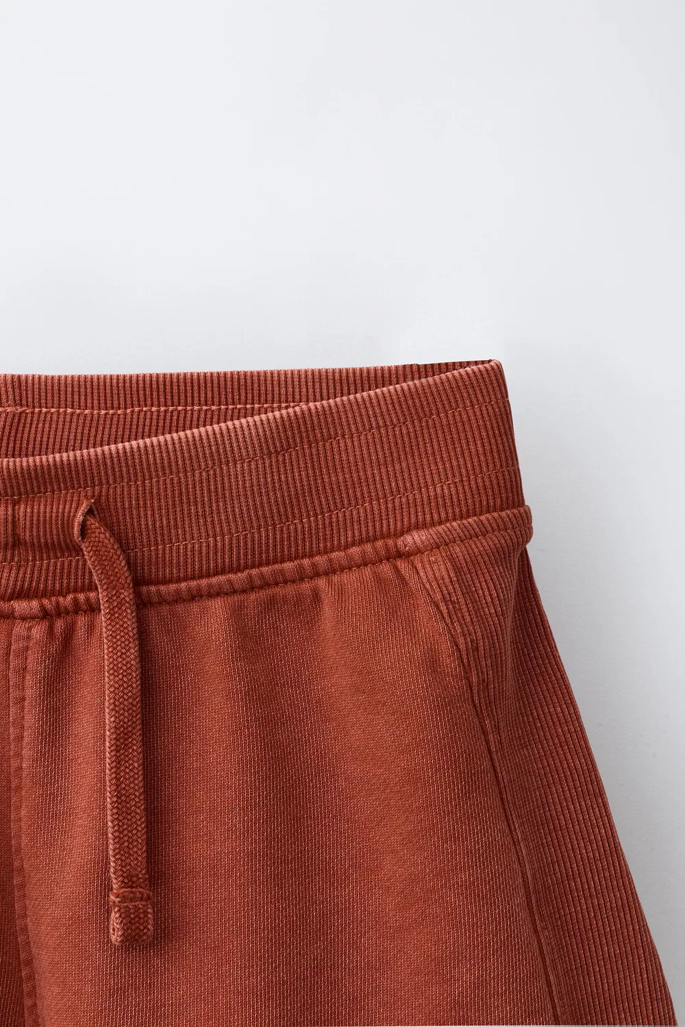 Спортивные шорты-бермуды с эффектом выцветания ZARA, Brown/Taupe — фото 3
