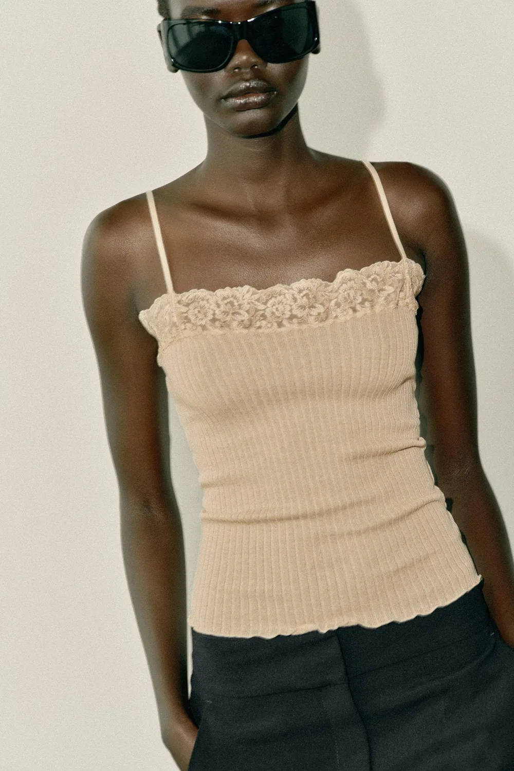 Кружевной топ на бретелях ZARA, Beige-pink — фото 2
