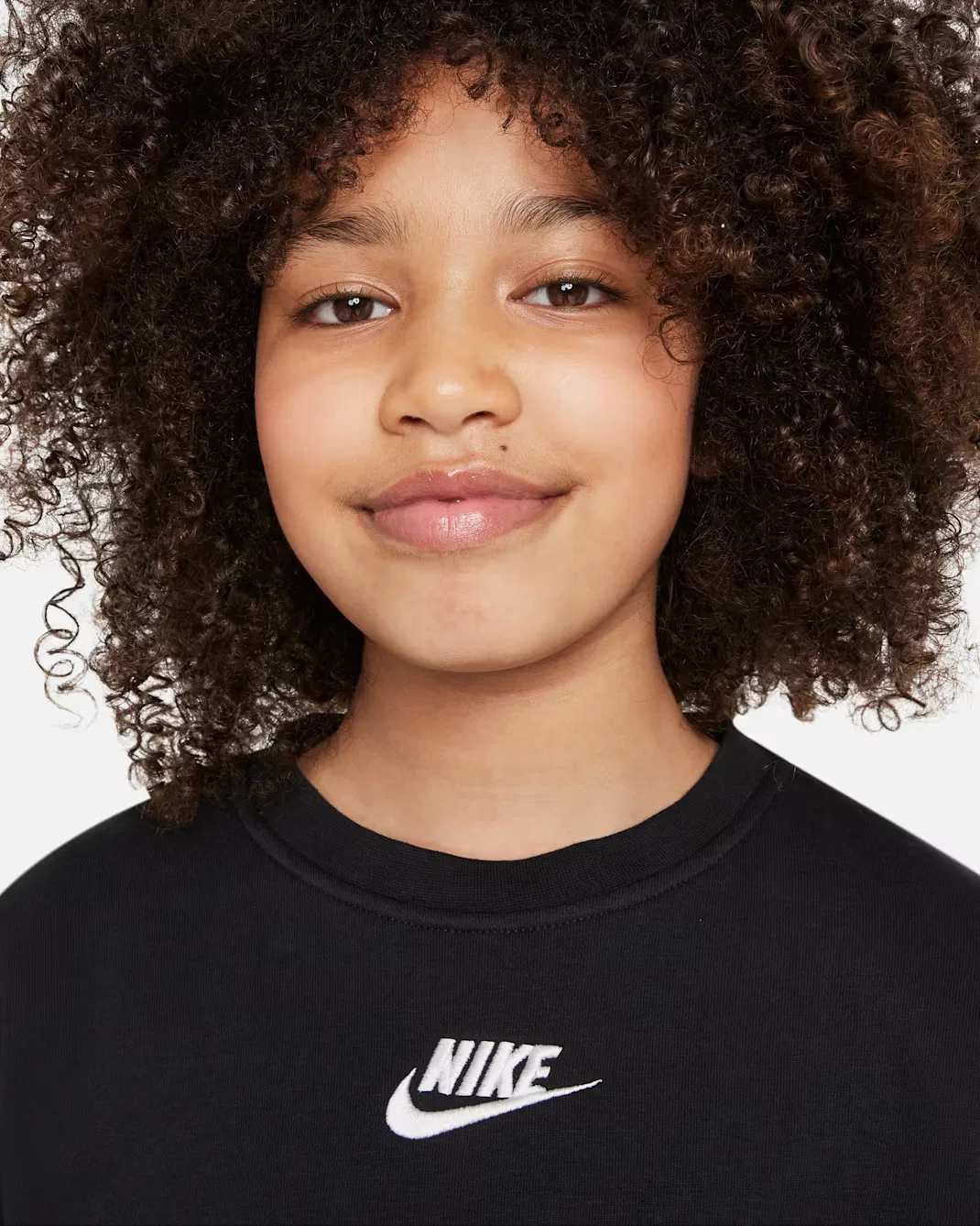 Детская (для девочек) толстовка с круглым вырезом Nike Sportswear Club Fleece, Black/White — фото 3