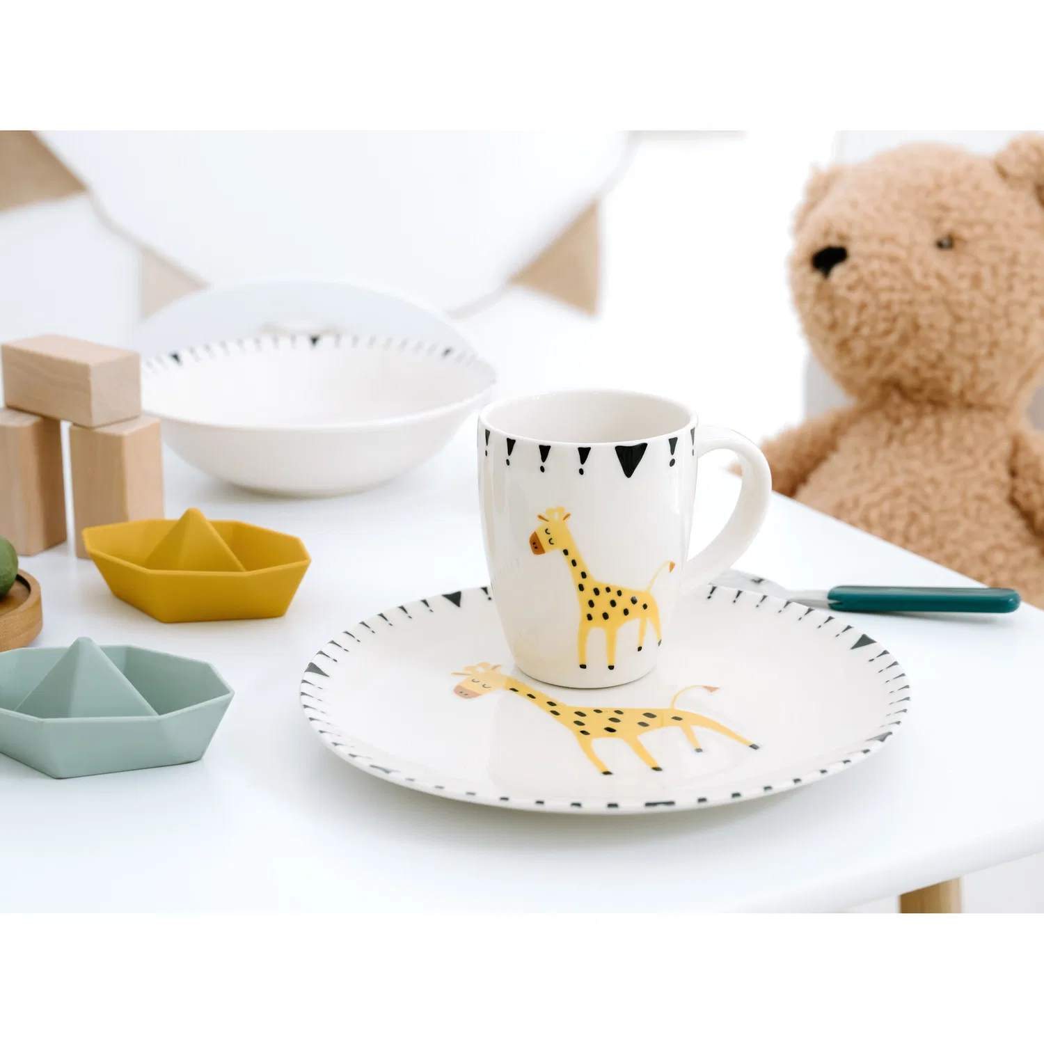 Детский набор посуды 3 предмета Safari Giraffe CreaTable, Разноцветный — фото 4