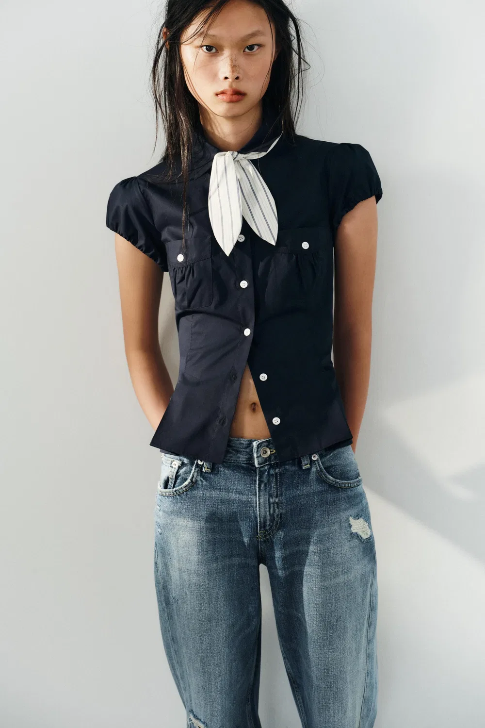 Рубашка классического кроя с карманами и шарфом. ZARA, Navy blue — фото 2
