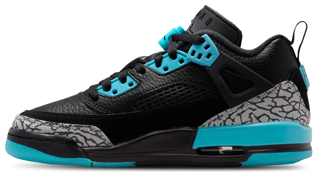 Кроссовки для мальчиков Spizike Low Jordan, цвет Black/Wolf Grey/Gamma Blue — фото 2