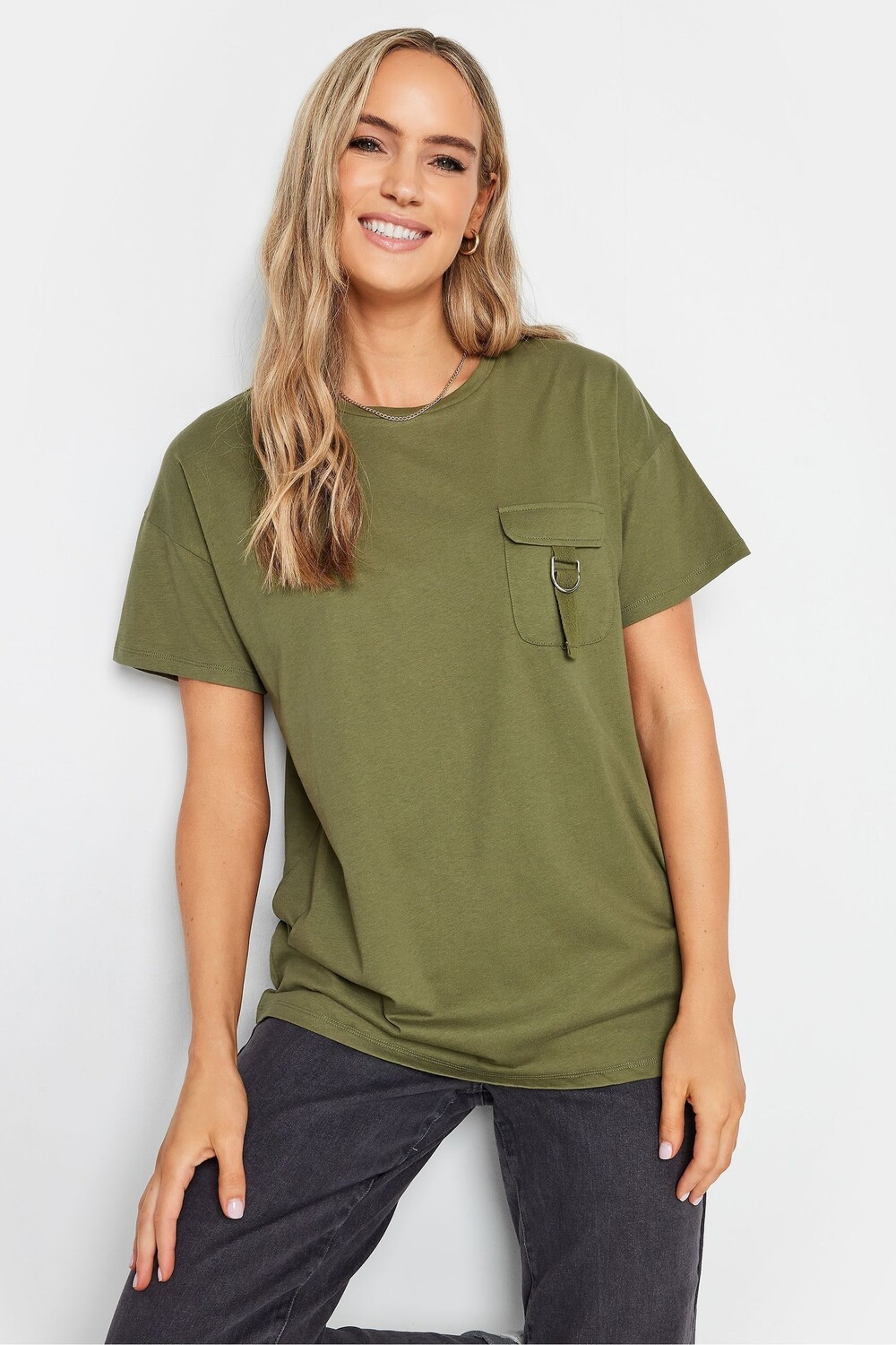 

Практичная футболка с карманом Long Tall Sally, зеленый