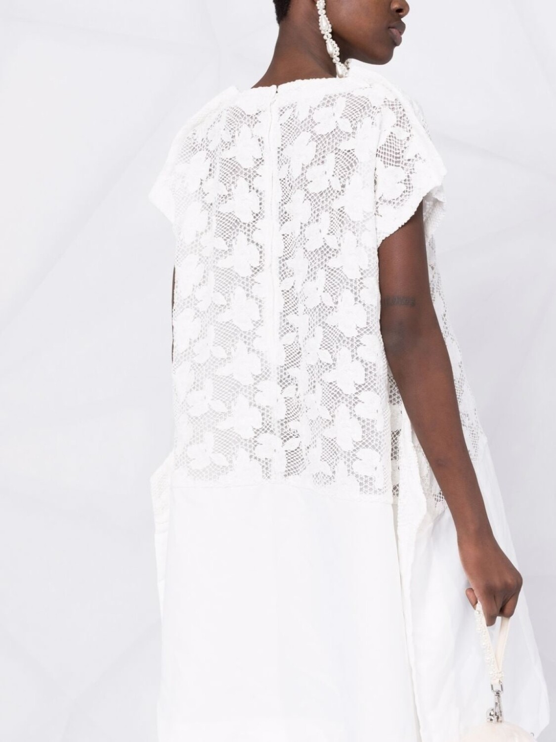 Сетчатое платье-футболка с цветочной вышивкой Comme Des Garçons Comme Des Garçons, белый — фото 3