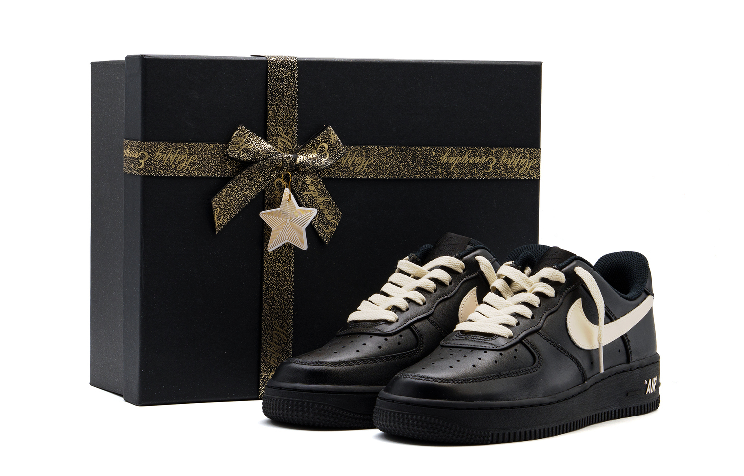 

Nike Кроссовки Air Force 1 с амортизацией, устойчивые к истиранию и скольжению, низкие, унисекс, черные, цвет Black (Box)