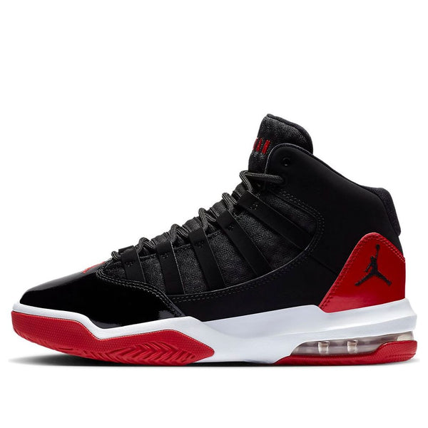 

Кроссовки max aura 'black gym red' Air Jordan, черный