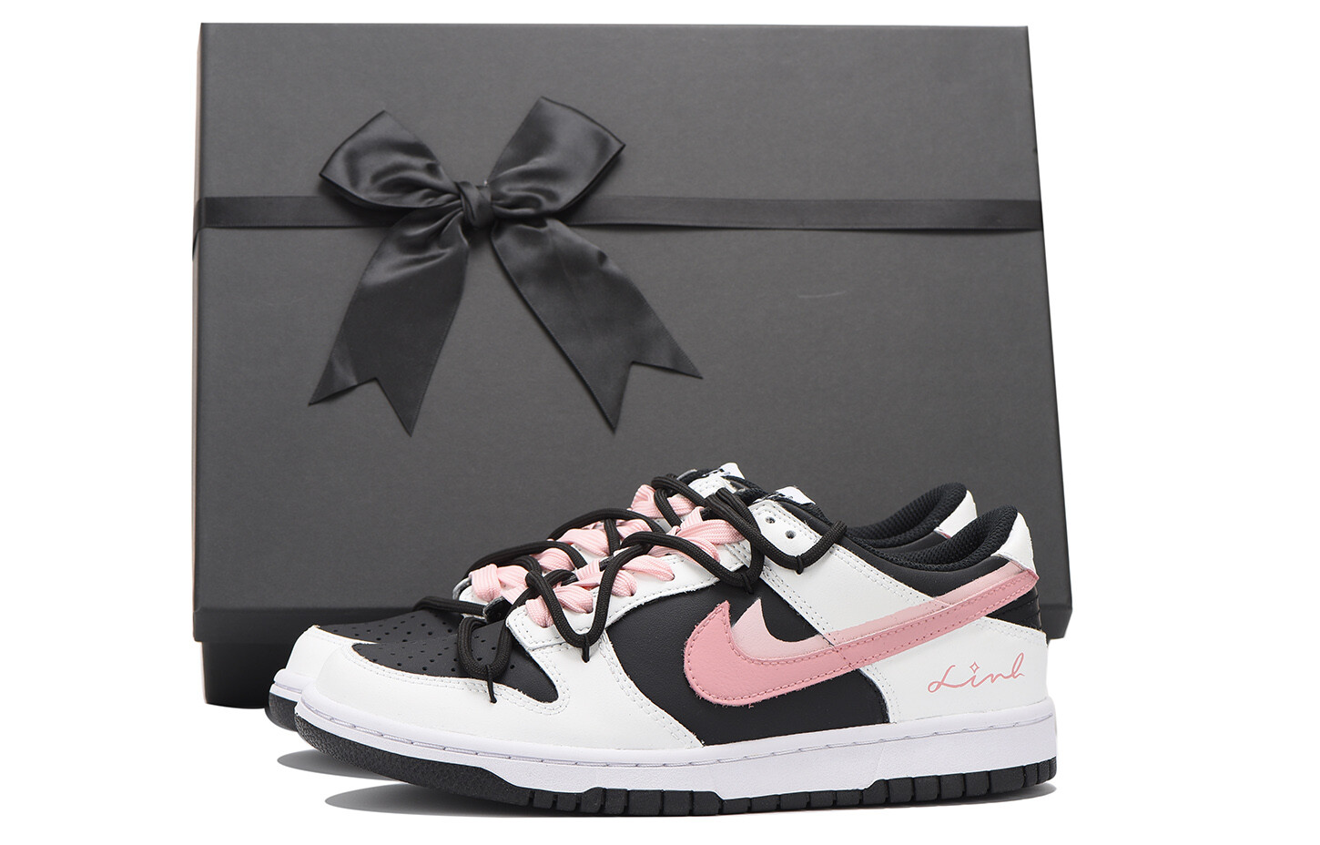 

Кроссовки Nike Dunk Skateboard Shoes Women's Low-Top Pink